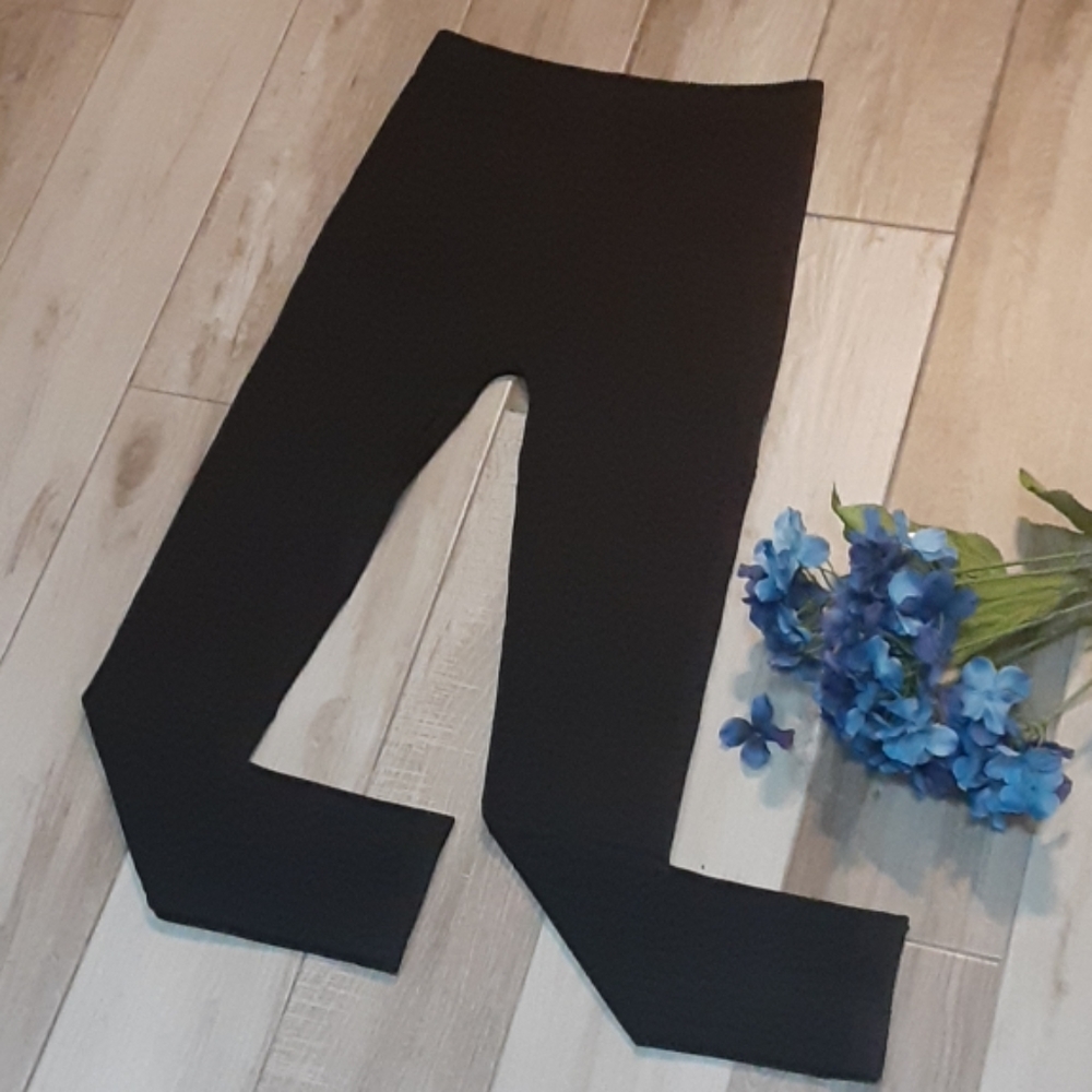 Aeropostale Classic Black Rib-Knit Leggings